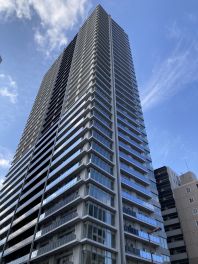 プレミストタワー靱本町