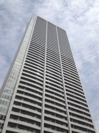 大阪ひびきの街ザ・サンクタスタワー